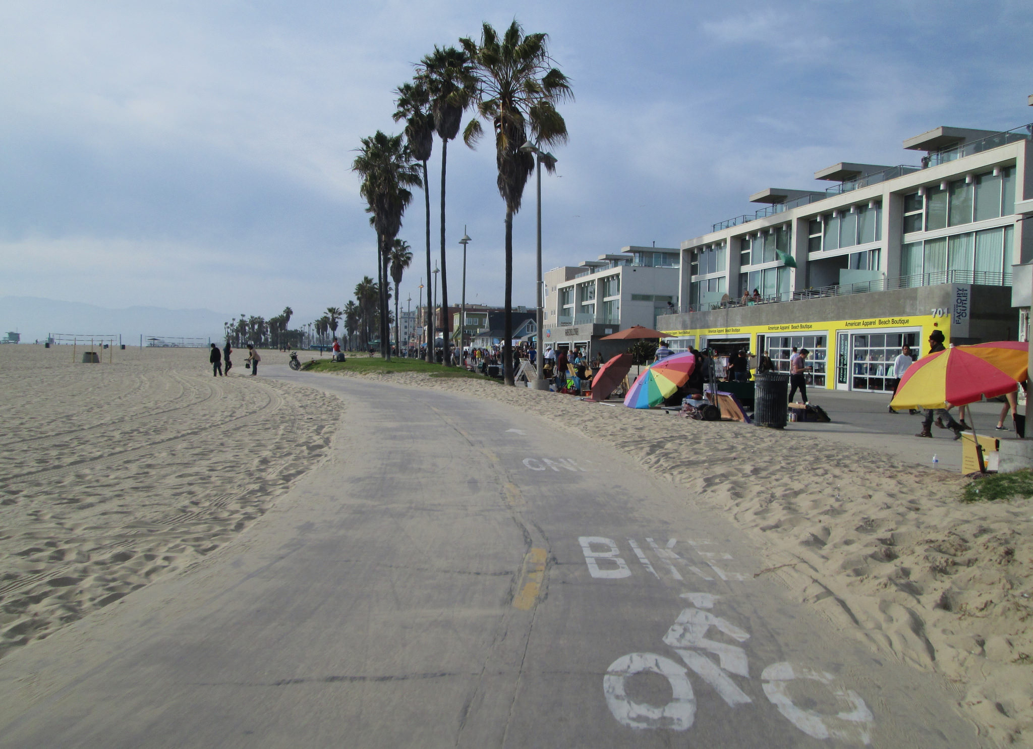 The Top 10 Things to Do in Los Angeles 2017 beach bike ride