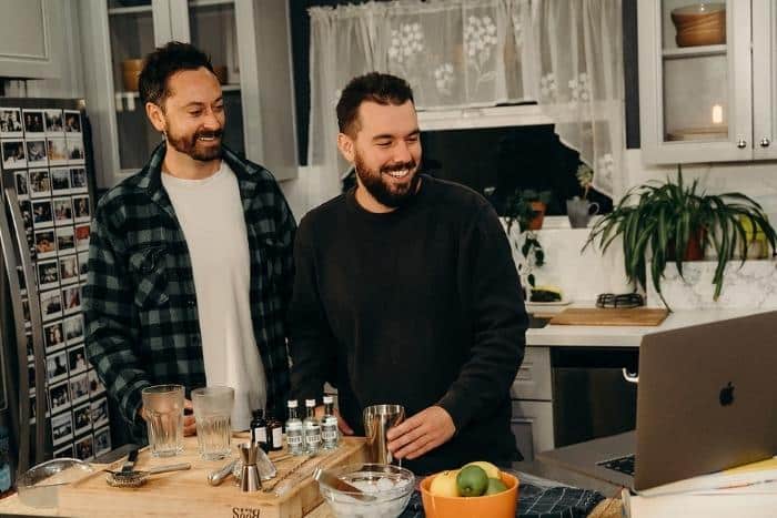 couple celebrating virtual birthday party