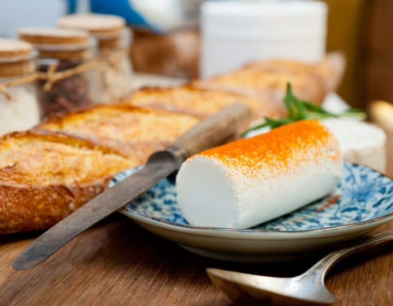 goat cheese on plate with baquette