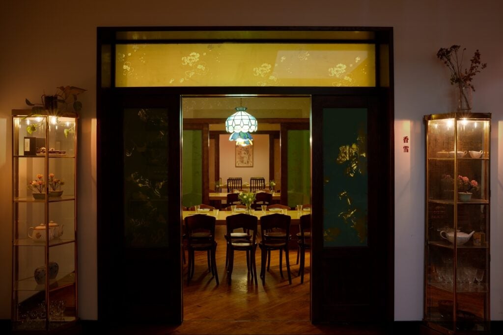 cafe china private dining interior in nyc