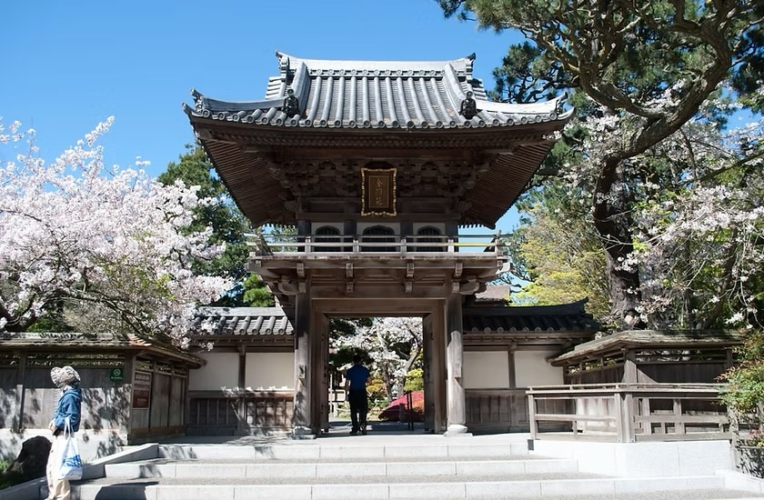 exterior of Japanese tea garden in san francisco