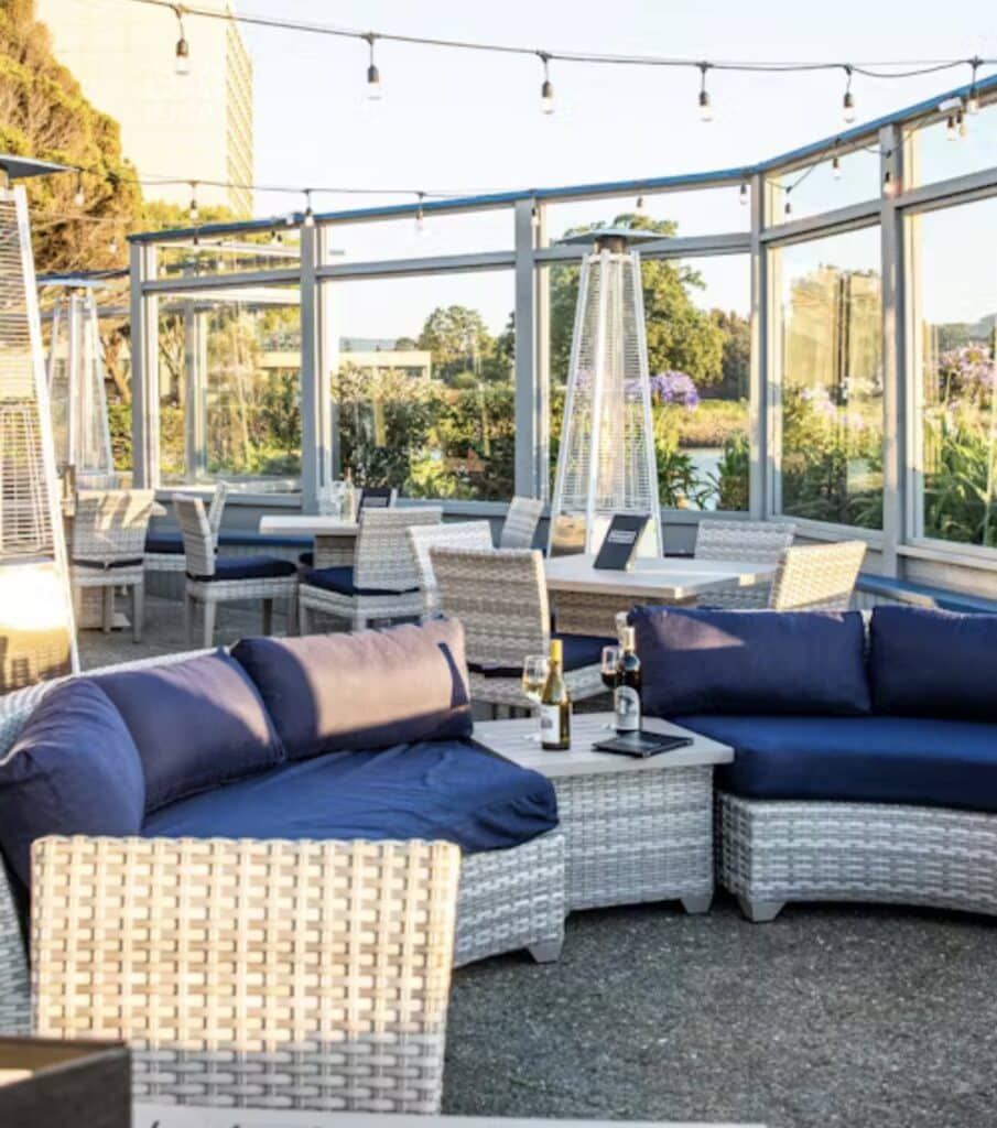 kincaids outdoor patio in burlingame ca