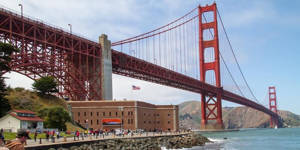 golden gate bridge in san francisco