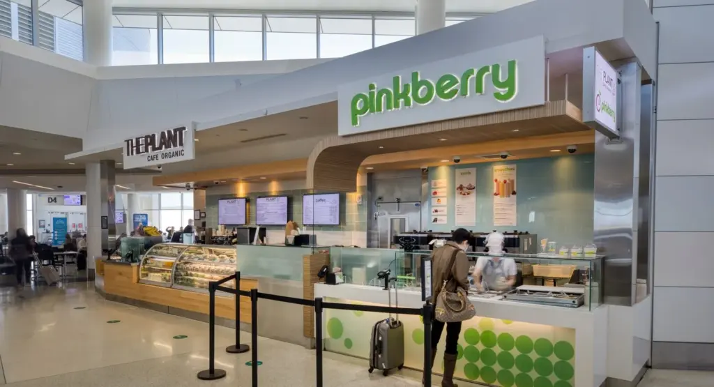 pinkberry storefront at sfo airport