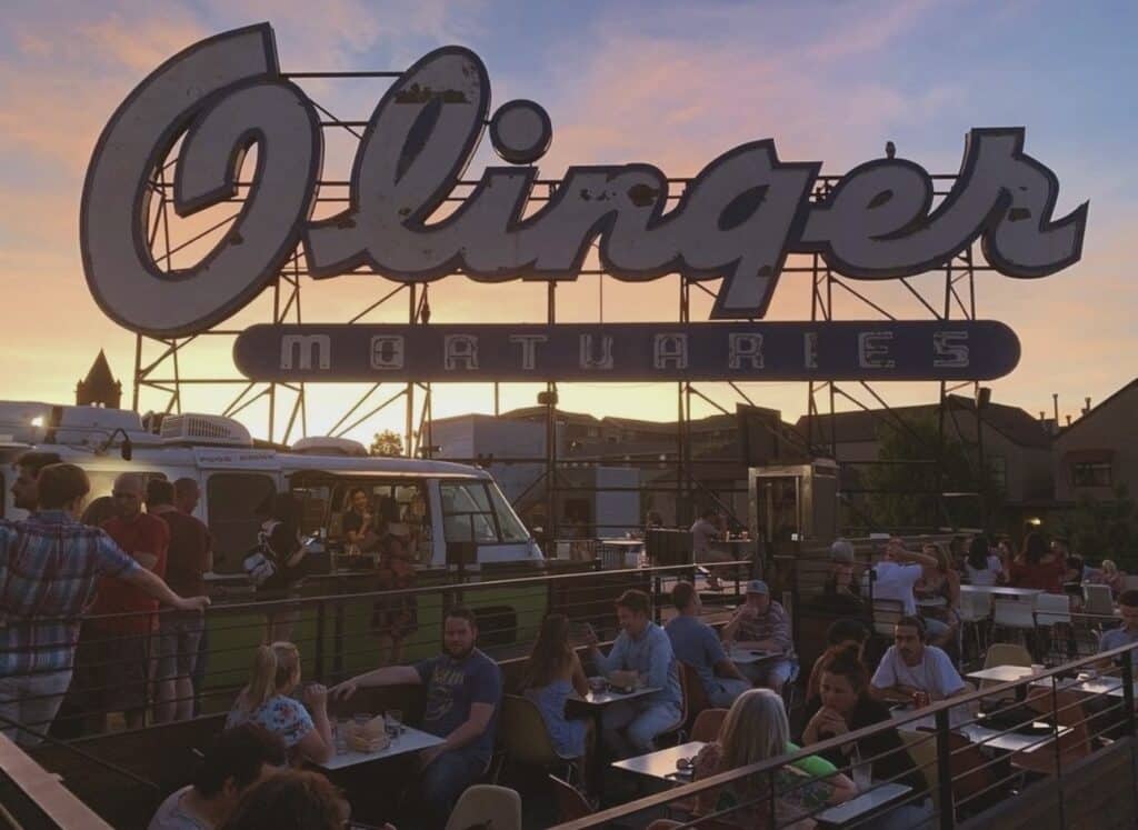 O linger sign in denver and outdoor patio