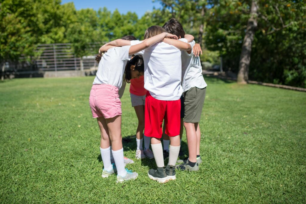 A team engages in the human knot game