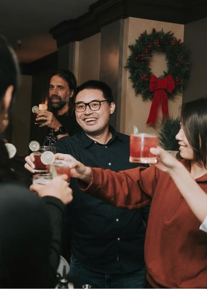 corporate holiday party interactive mingling hour