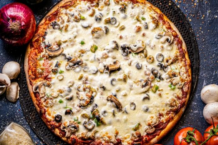 pizza-for-takeout-40th-quarantine-birthday-party