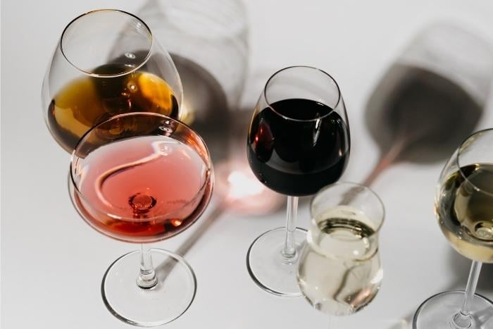 a-wine-subscription-fun-experience-gift-for-the-woman-in-your-life