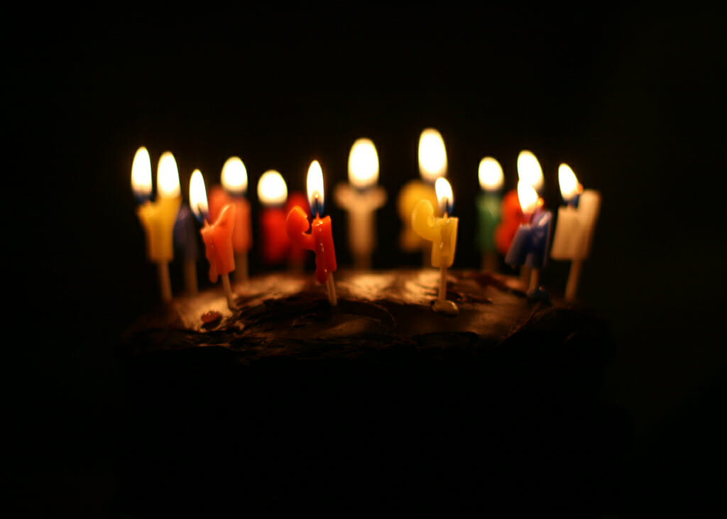 a way for all of your friends to bake a cake: 5 Unique Birthday Ideas for Foodies