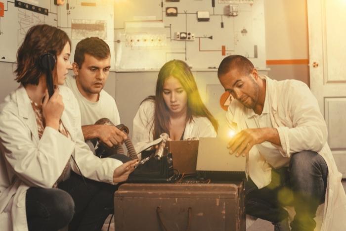 a-virtual-escape-room-is-a-good-unusual-office-team-building-activity